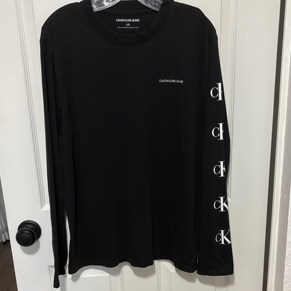 Calvin Klein Men's Long Sleeve Cotton Crewneck T-Shirt Calvin Klein Logo